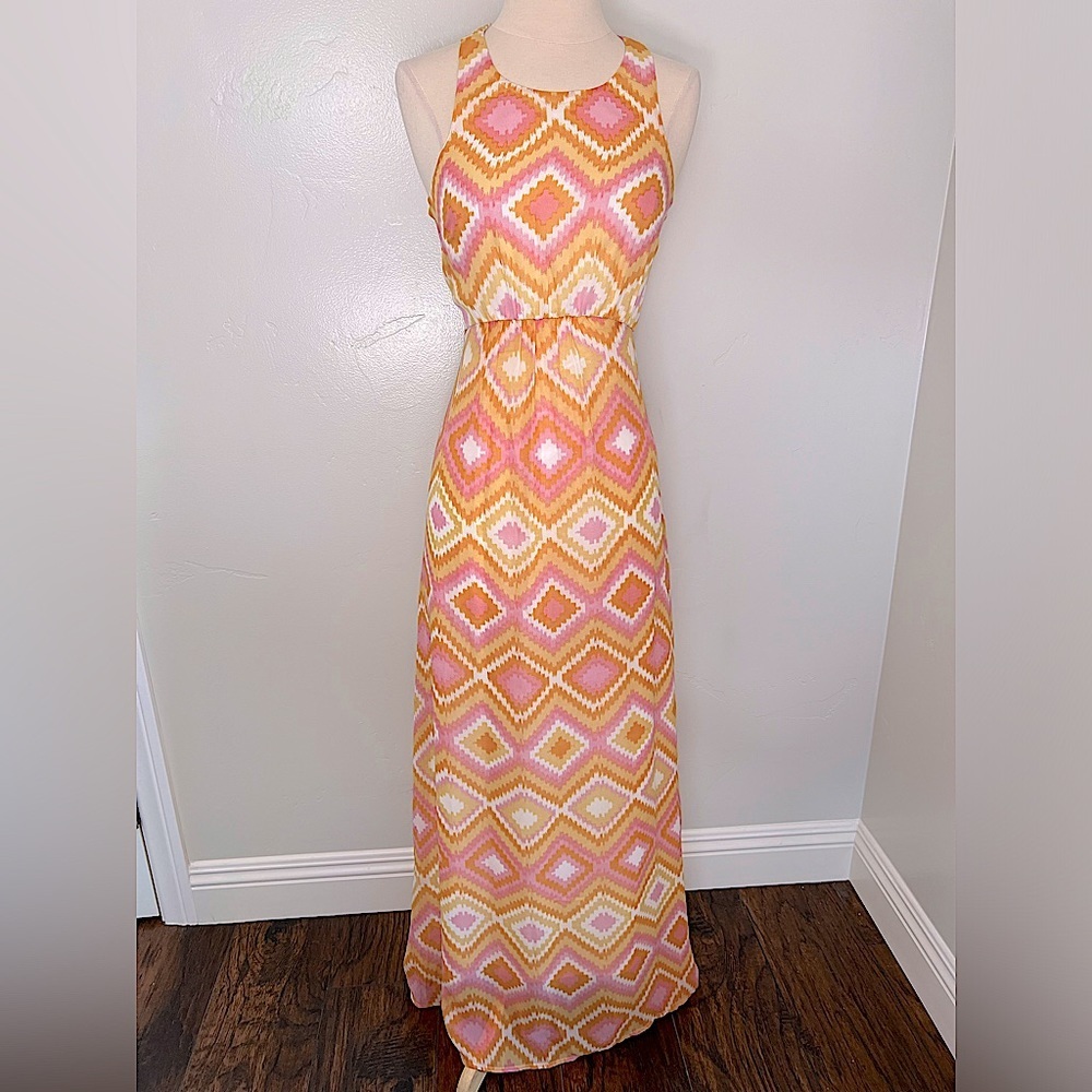 Bar III Coral Reef Pink/Orange Geometric Printed Racerback Maxi Dress